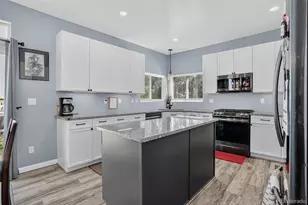 1400 S Haleyville St, Aurora, CO 80018 - Photo 17