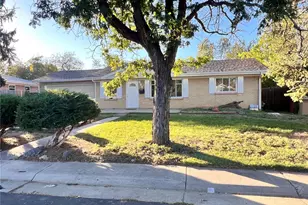 885 Ironton St, Aurora, CO 80010 - Photo 3