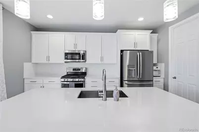 2660 Gray Wolf Point, Castle Rock, CO 80104 - Photo 11