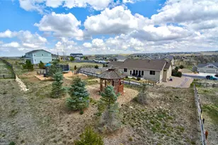 42105 Plantation Cir, Elizabeth, CO 80107 - Photo 3