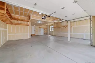 5507 Mustang Dr, Longmont, CO 80504 - Photo 9