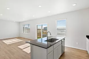 7335 27th Street Ln, Greeley, CO 80634 - Photo 9