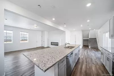 10177 Scranton Court, Commerce City, CO 80022 - Photo 9