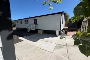 1645 Eisenhower Way, Aurora, CO 80011 - Photo 13