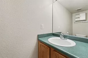 17052 E Wyoming Dr, Aurora, CO 80017 - Photo 17