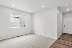 8918 Salida St, Commerce City, CO 80022 - Photo 9