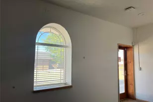 815 2nd St, Limon, CO 80828 - Photo 3