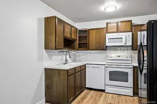 610 S Alton Way, Denver, CO 80247 - Photo 9