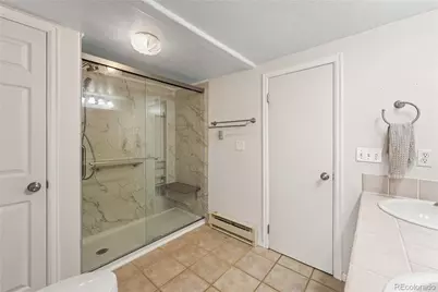 21400 E 11th Avenue, Aurora, CO 80018 - Photo 17