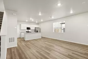 795 N Tibet St, Aurora, CO 80018 - Photo 5