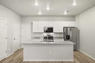 795 N Tibet St, Aurora, CO 80018 - Photo 7