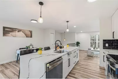 1476 S Olathe Way, Aurora, CO 80017 - Photo 11