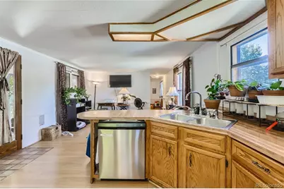 1801 W 92nd Avenue, Federal Heights, CO 80260 - Photo 5