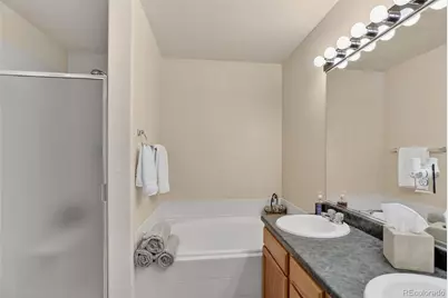 6068 W Utah Lane, Lakewood, CO 80232 - Photo 25