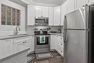 1672 W Canal Cir, Littleton, CO 80120 - Photo 5