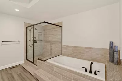 10000 E Yale Avenue #41, Denver, CO 80231 - Photo 29