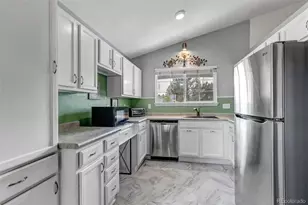 4395 Hunterwood Dr, Highlands Ranch, CO 80130 - Photo 7