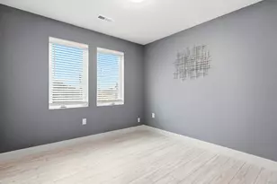 550 S Raleigh St, Denver, CO 80219 - Photo 27