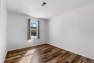 2205 Lincoln St, Longmont, CO 80501 - Photo 17