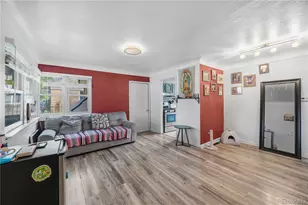 2875 Pontiac St, Denver, CO 80207 - Photo 5