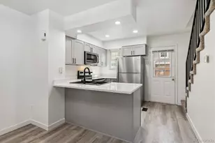 1811 S Quebec Way, Denver, CO 80231 - Photo 9
