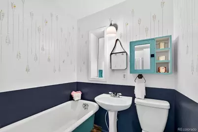 2459 N Clarkson Street, Denver, CO 80205 - Photo 17