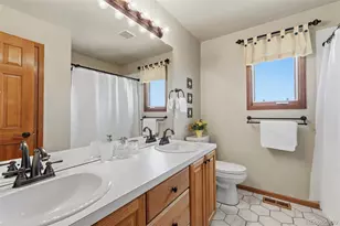 46 Mountain Laurel Dr, Littleton, CO 80127 - Photo 23