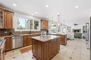 7086 Esperanza Dr, Castle Pines, CO 80108 - Photo 9