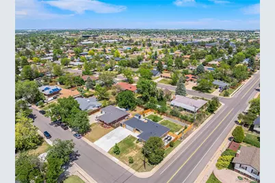 402 Ursula Street, Aurora, CO 80011 - Photo 35