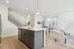 6218 N Nepal Ct, Aurora, CO 80019 - Photo 9