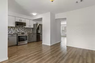 1284 S Crystal Way, Aurora, CO 80012 - Photo 9