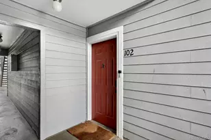 3141 S Tamarac Dr, Denver, CO 80231 - Photo 3