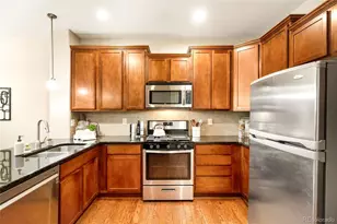 8922 E Otero Pl, Englewood, CO 80112 - Photo 9