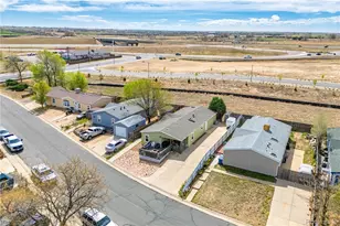 107 Willow Dr, Lochbuie, CO 80603 - Photo 15
