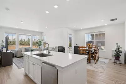 15979 Xanthia Way, Thornton, CO 80602 - Photo 7