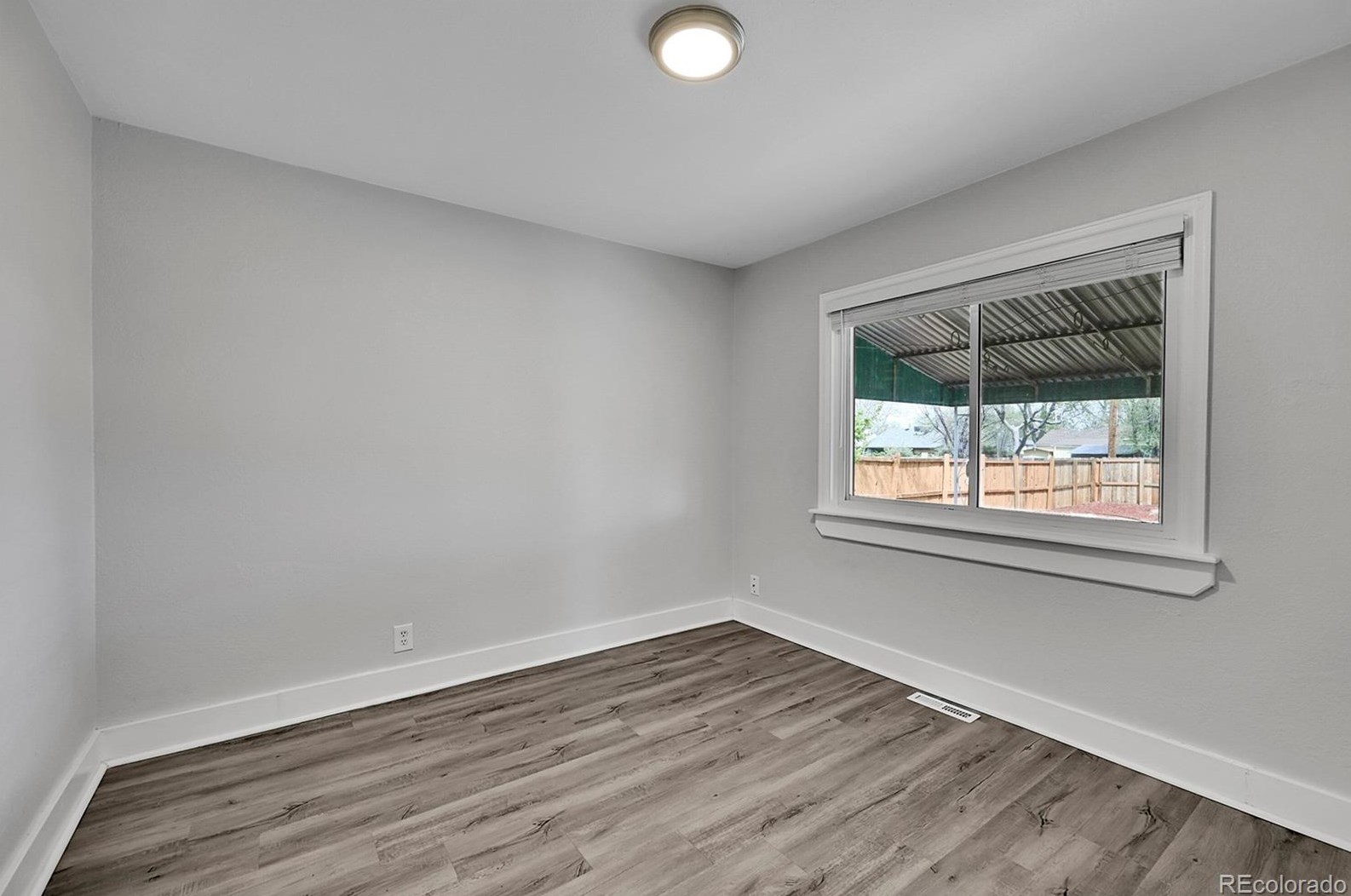 1904 Iola St, Denver CO  80010-2342 exterior