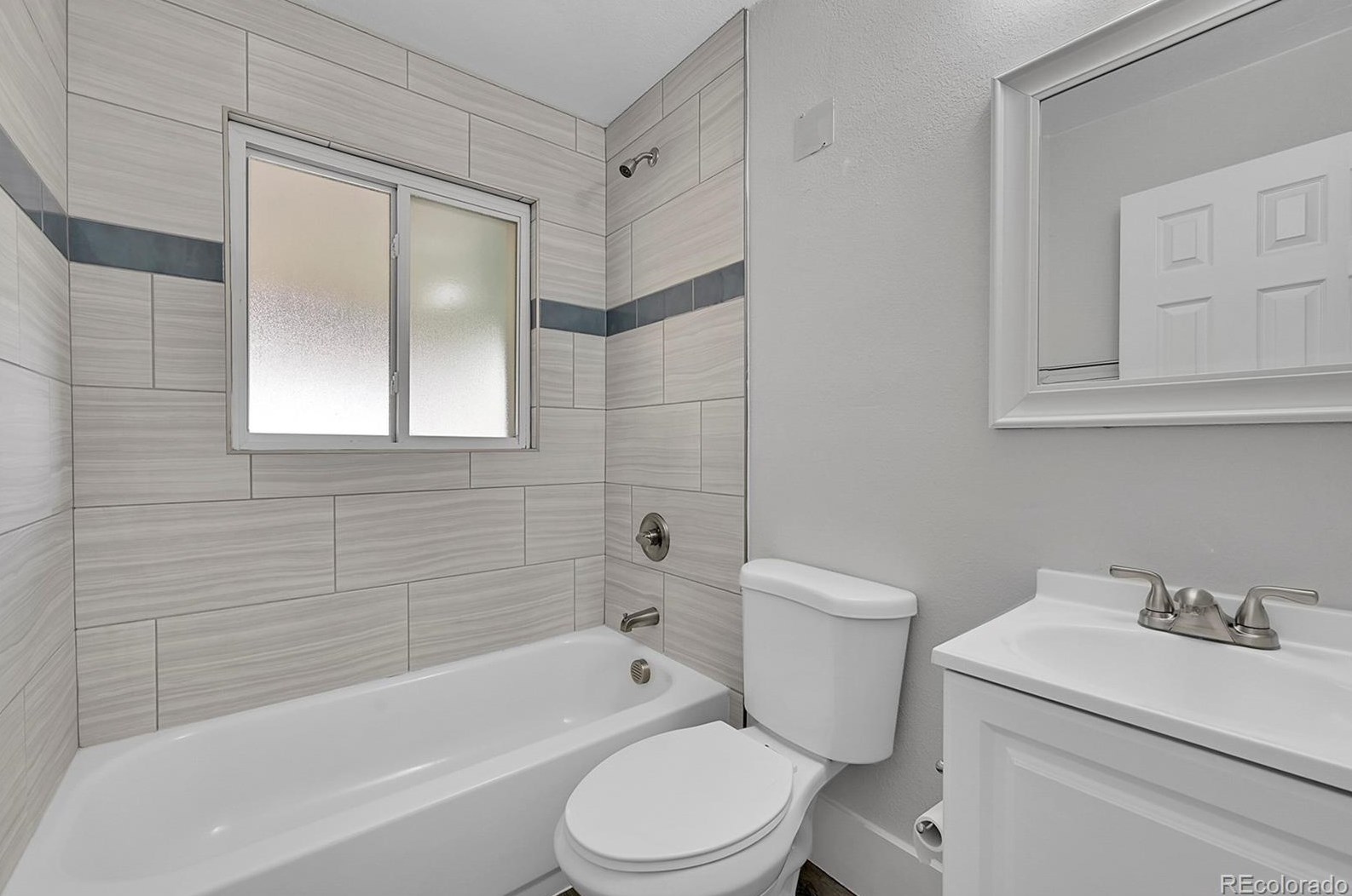 1904 Iola St, Denver CO  80010-2342 exterior