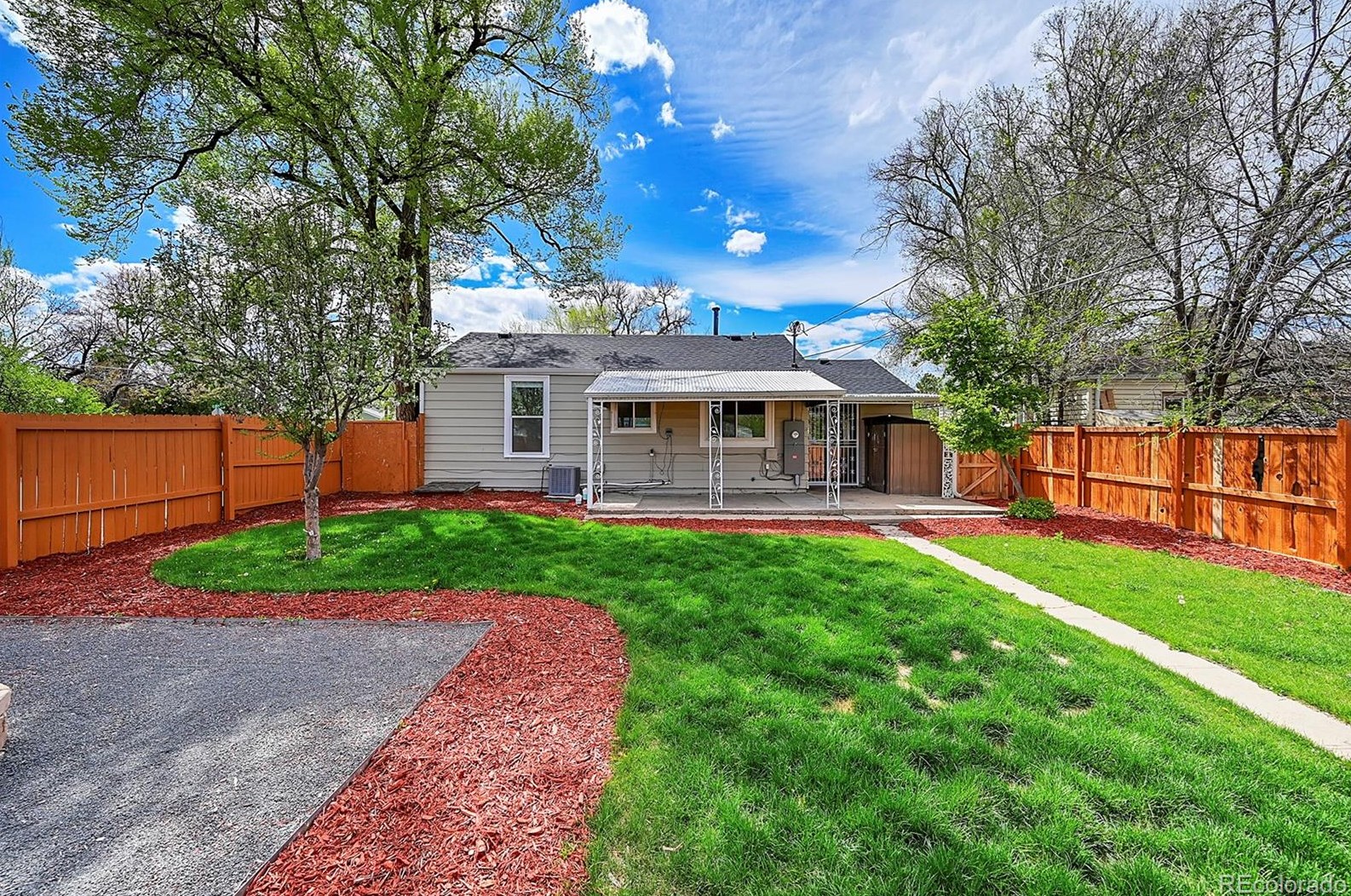 1904 Iola St, Denver CO  80010-2342 exterior