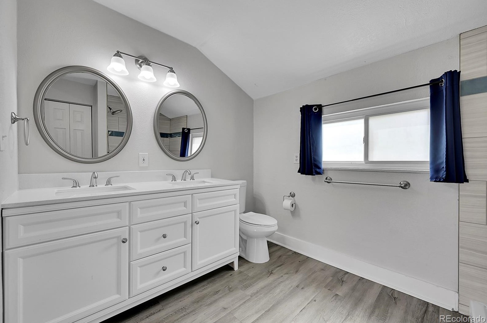 1904 Iola St, Denver CO  80010-2342 exterior