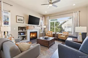 6769 S Old Hammer Ct, Aurora, CO 80016 - Photo 5