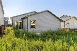 311 Maple St, Bennett, CO 80102 - Photo 17