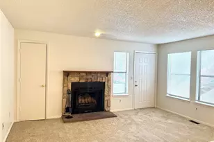 910 S Dawson Way, Aurora, CO 80012 - Photo 3