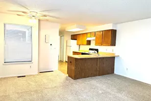 910 S Dawson Way, Aurora, CO 80012 - Photo 5