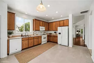 10053 Crystal Cir, Commerce City, CO 80022 - Photo 9