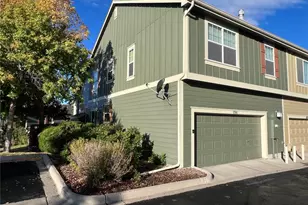 896 Ironspur Ct, Castle Rock, CO 80108 - Photo 3