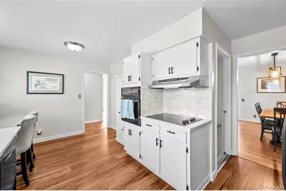 841 E Oakwood Avenue, Centennial, CO 80121 - Photo 7