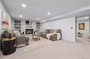 841 E Oakwood Ave, Centennial, CO 80121 - Photo 19