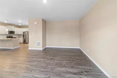 827 N Quatar Street, Aurora, CO 80018 - Photo 5