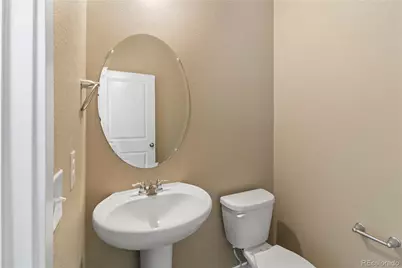 827 N Quatar Street, Aurora, CO 80018 - Photo 11