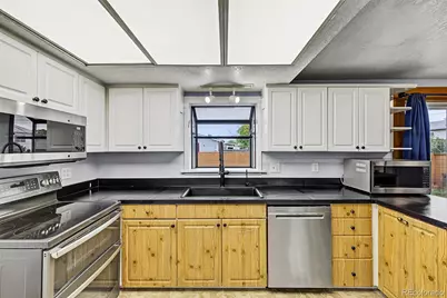 290 Kiowa Avenue, Bennett, CO 80102 - Photo 7